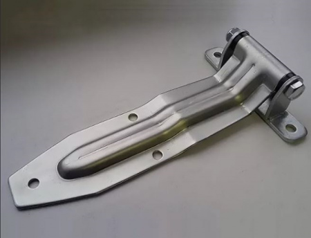 Петля двери с ушами