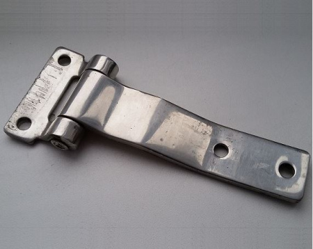 Петля для люков и ящиков 114 мм